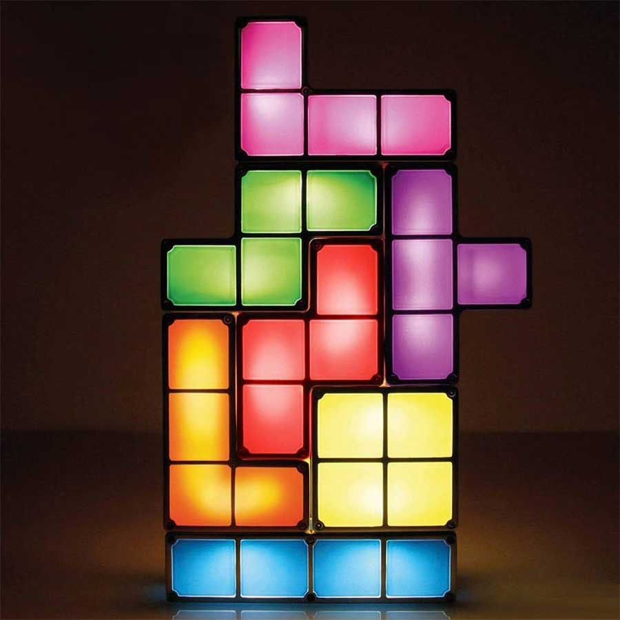 Tetris-Lampe mit leuchtenden Steinen