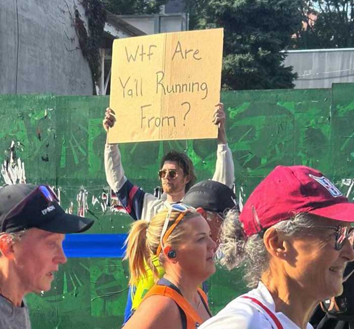 Lustige Schilder beim NYC-Marathon