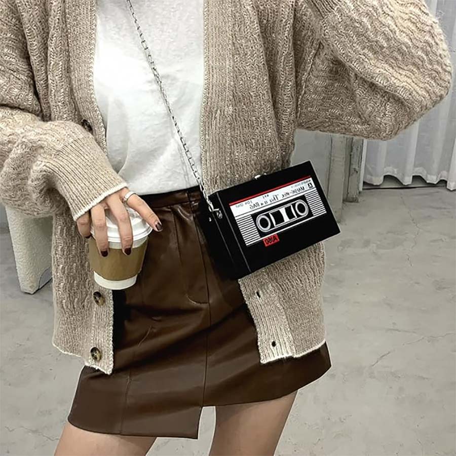 Umhängetasche Musikkassette